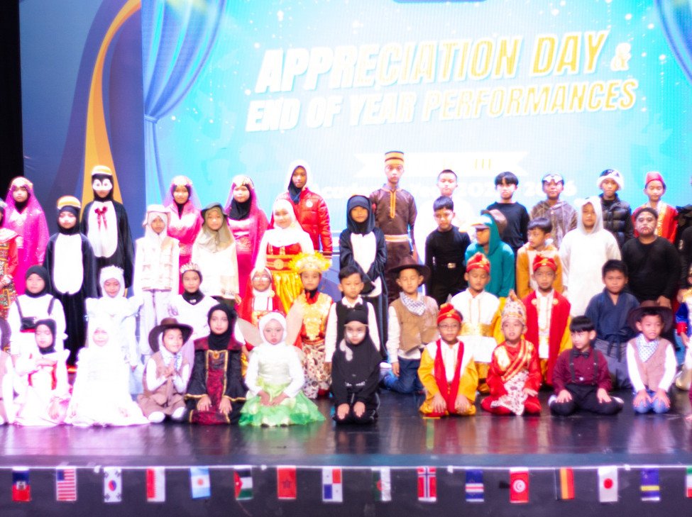 Celebrating Student Achievement and Milestones: CIS Primary Gresik Successfully Hosts Appreciation Day & End of Year Performance