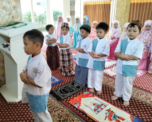 Dhuha Prayer at Mosque