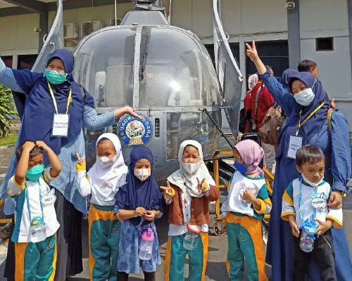 CIS Juanda | Let's go to the farm