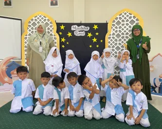 Maulidur Rasul and Charity in CIS Preschool Juanda