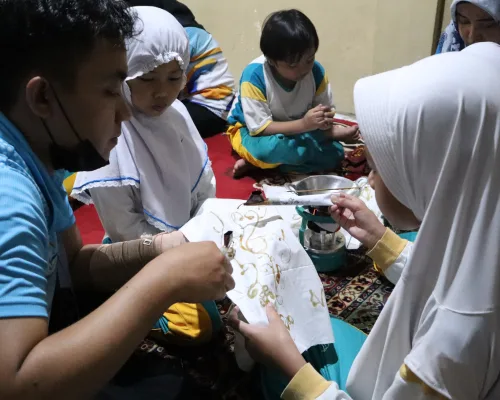 Outing class to Sekar Batik Cerme