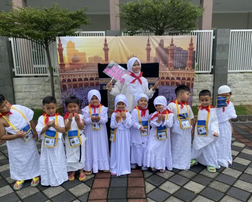 Hajj Simulation | CIS Preschool Sidoarjo
