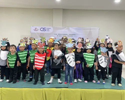 Highlight Theme: Animal Performances Assembly