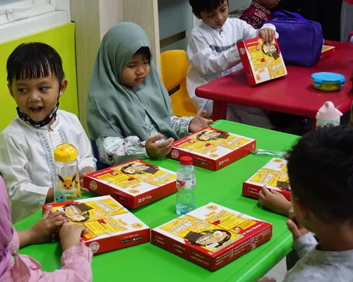 Iftar & Charity 1444 H, CIS Preschool Juanda