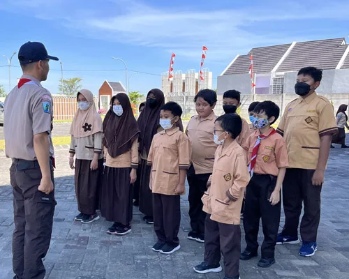 Scout Extracurricular