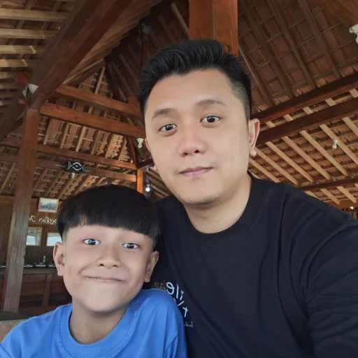 Adam Raziq Elian