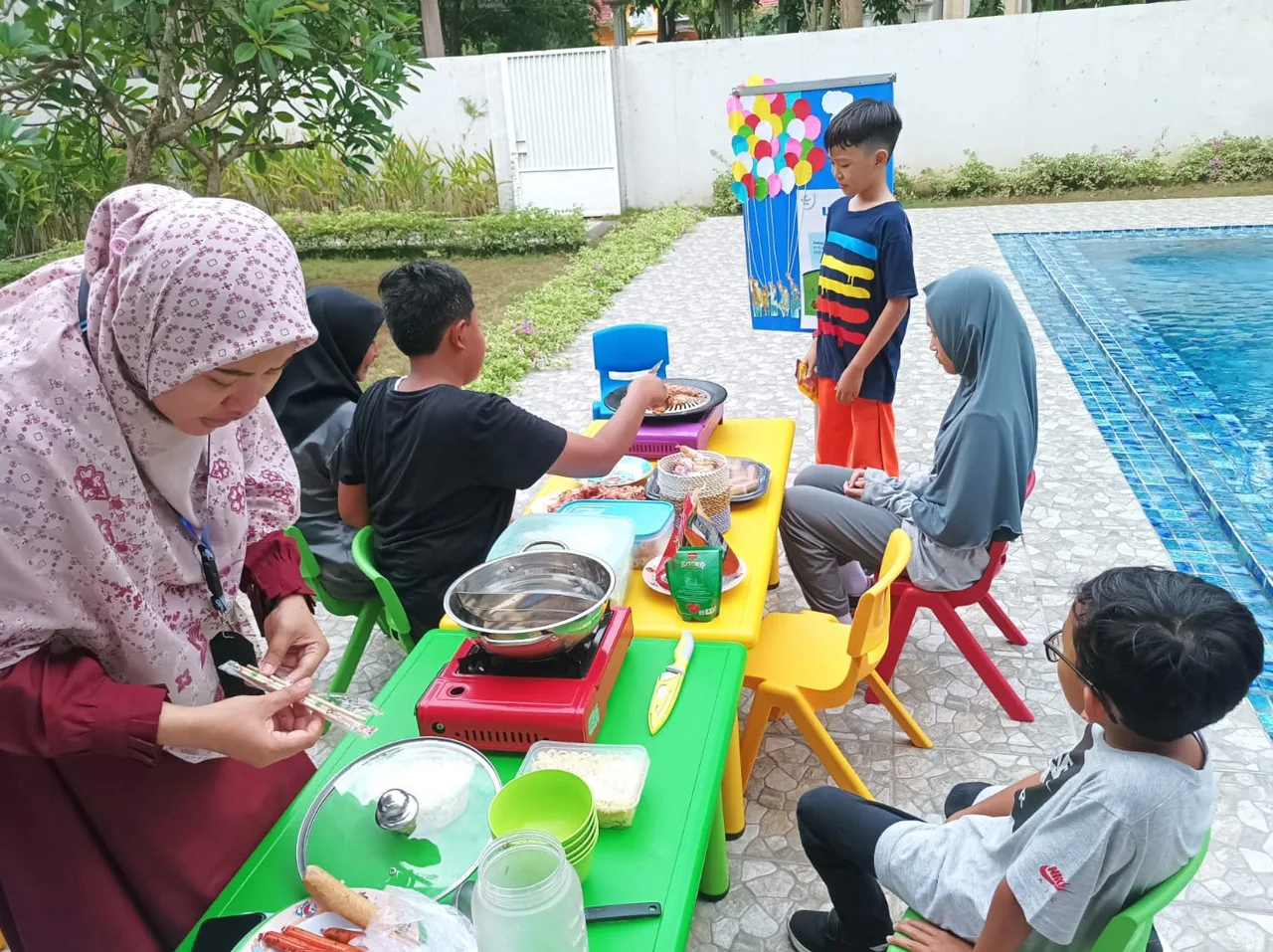 Leisure Activity: BBQ time, grill and chill